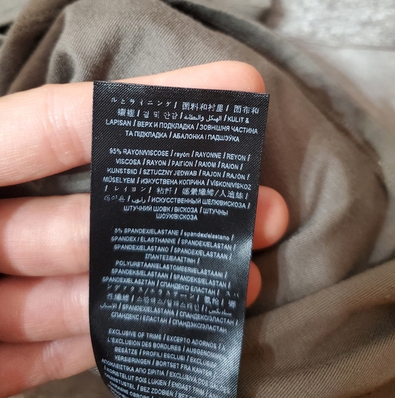 Marciano Los Angeles ruched sleeveless midi dress. Olive Green. Size S. - Picture 3 of 10